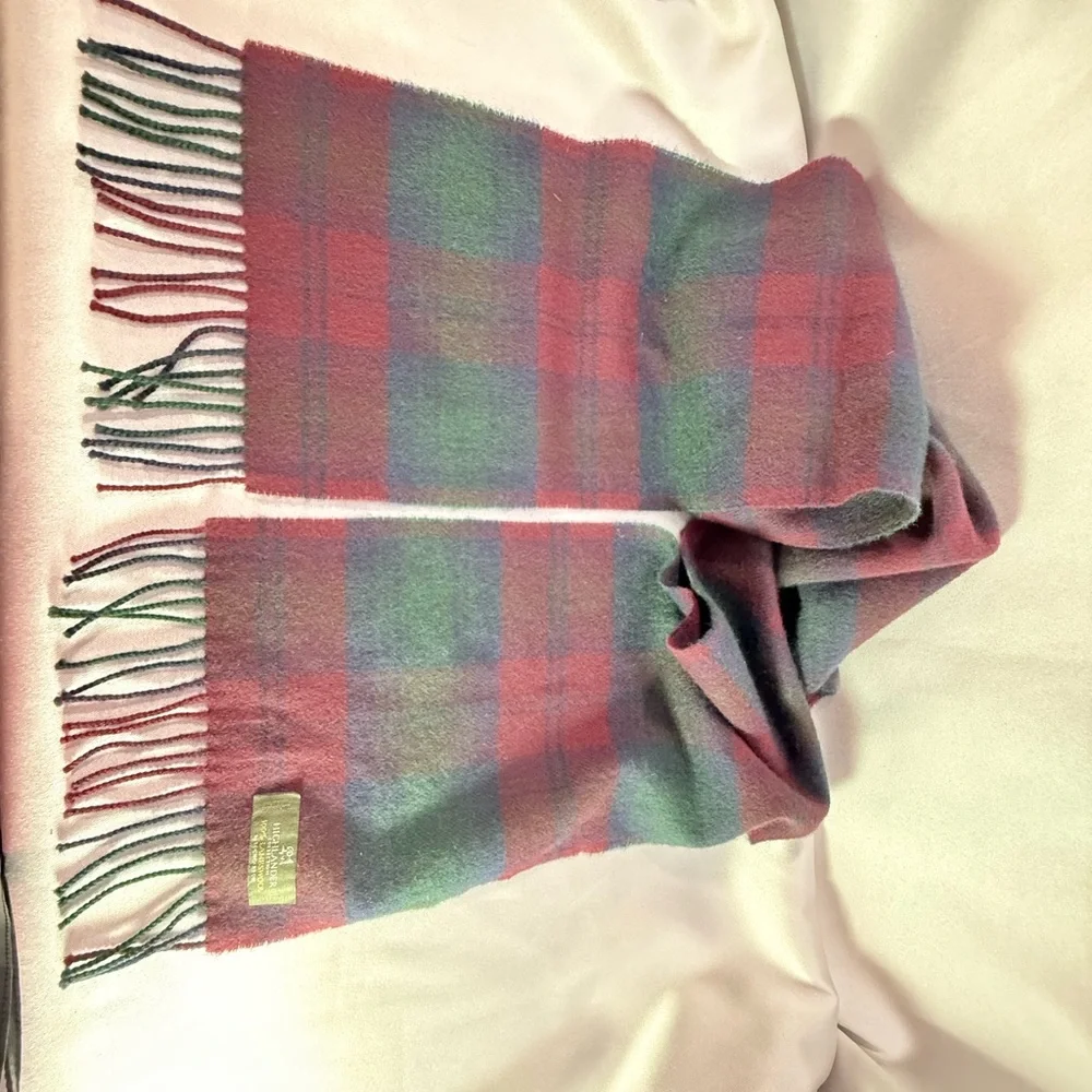 Lochcarron Highlander Scotland Red/Navy/Green Tartan Plaid Lambswool Scarf - Picture 3 of 9